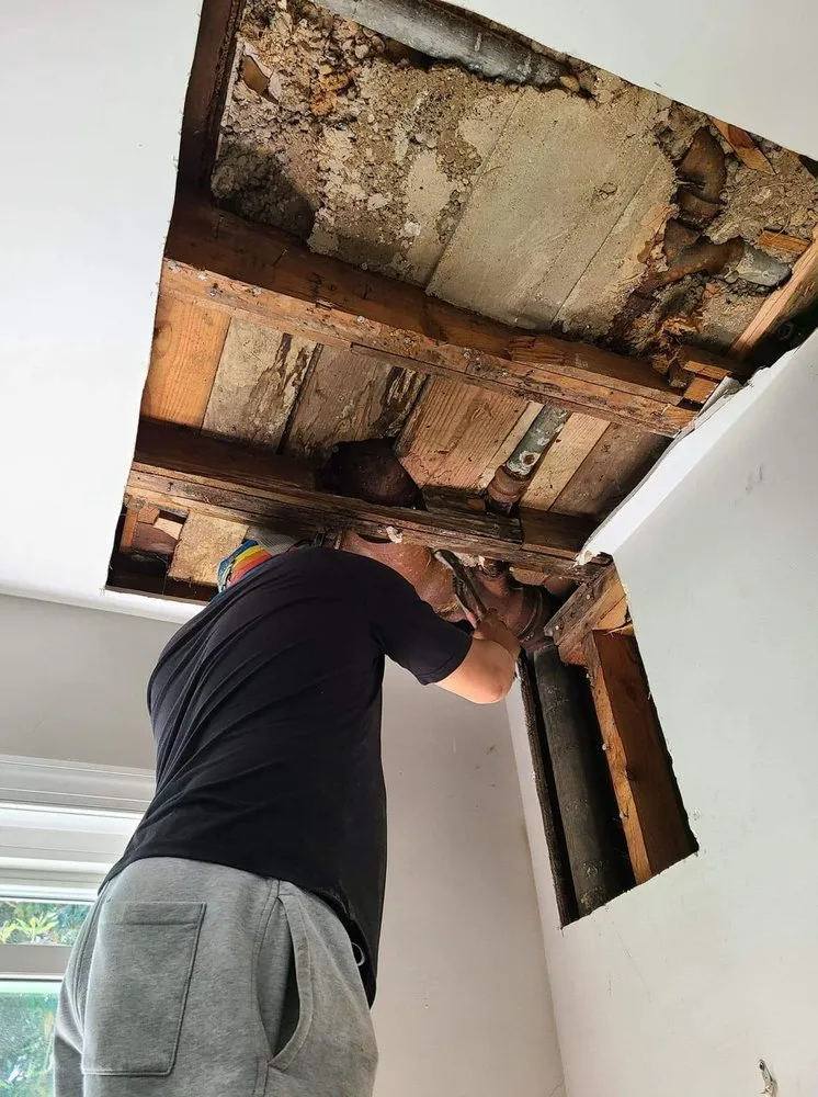 Reliable electrician providing wiring installation in Springfield, VA - A&F Plumbing and Property Services
