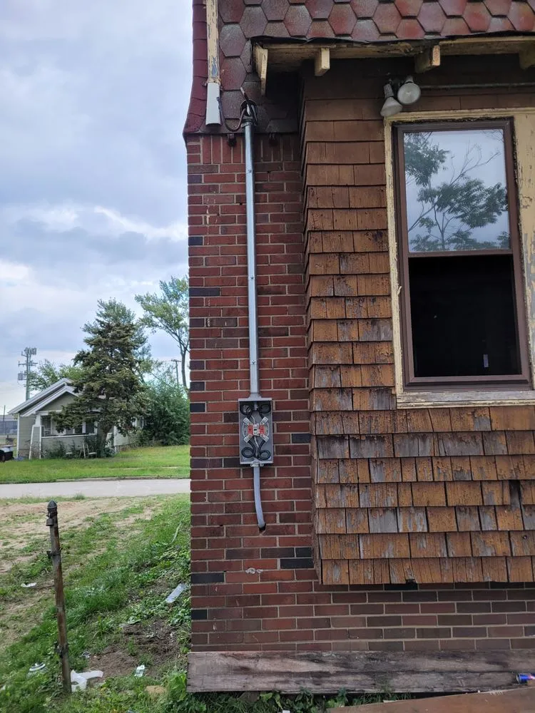 Emergency electrician providing electrical repair in White Lake Township, MI - AG Electrical Services