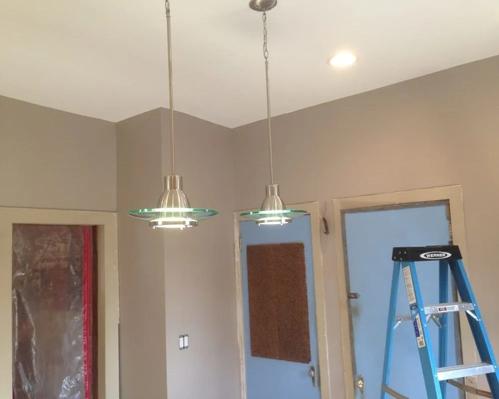 Slide of Agoura Hills Electricians