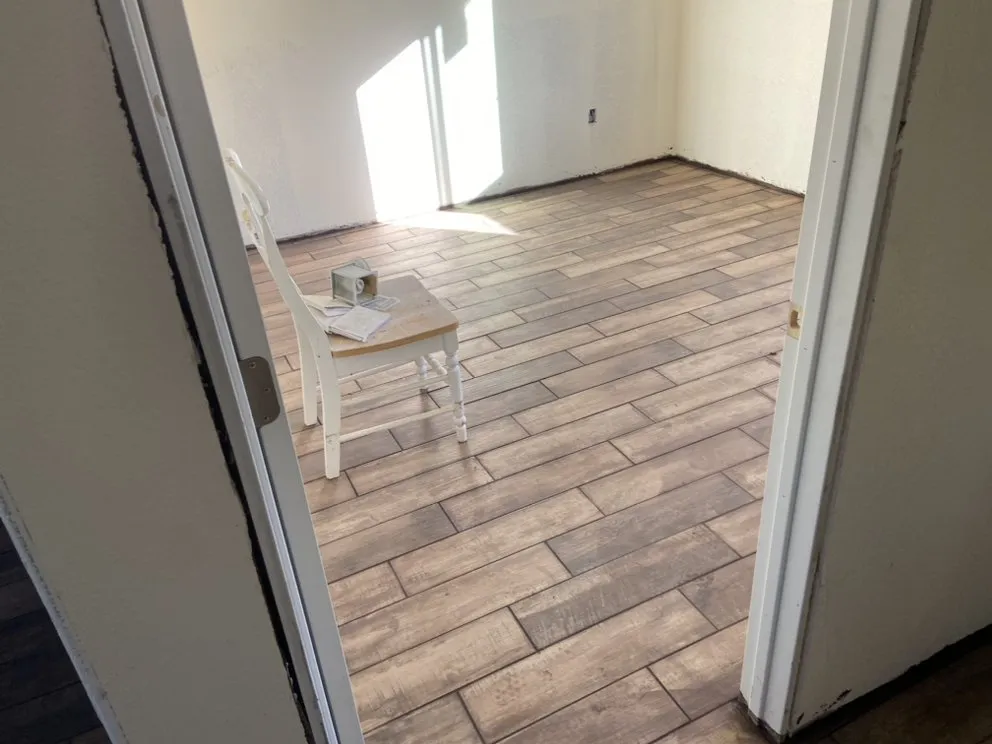 Slide of Aguas Construction