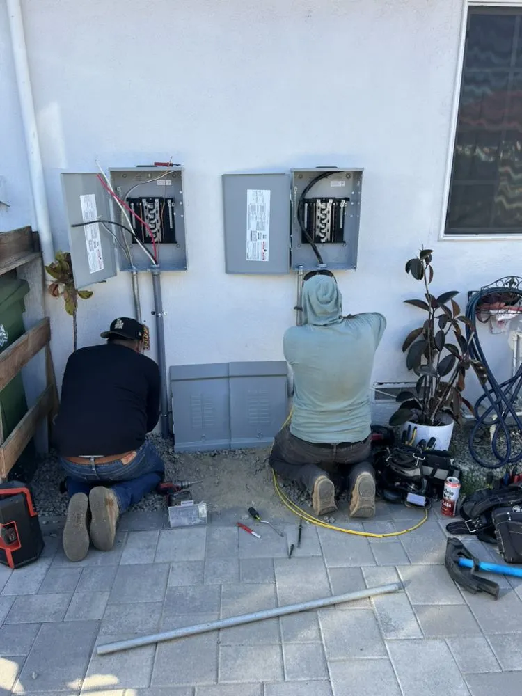 Slide of Aguilar Brother’s Electric