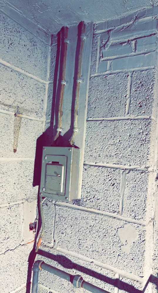 Emergency electrical repair service in Uppr Chichstr, PA - Aguilar Construction & Junk Removal