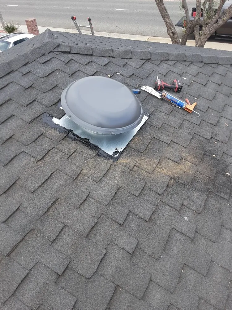 Professional electrician providing wiring installation in ,