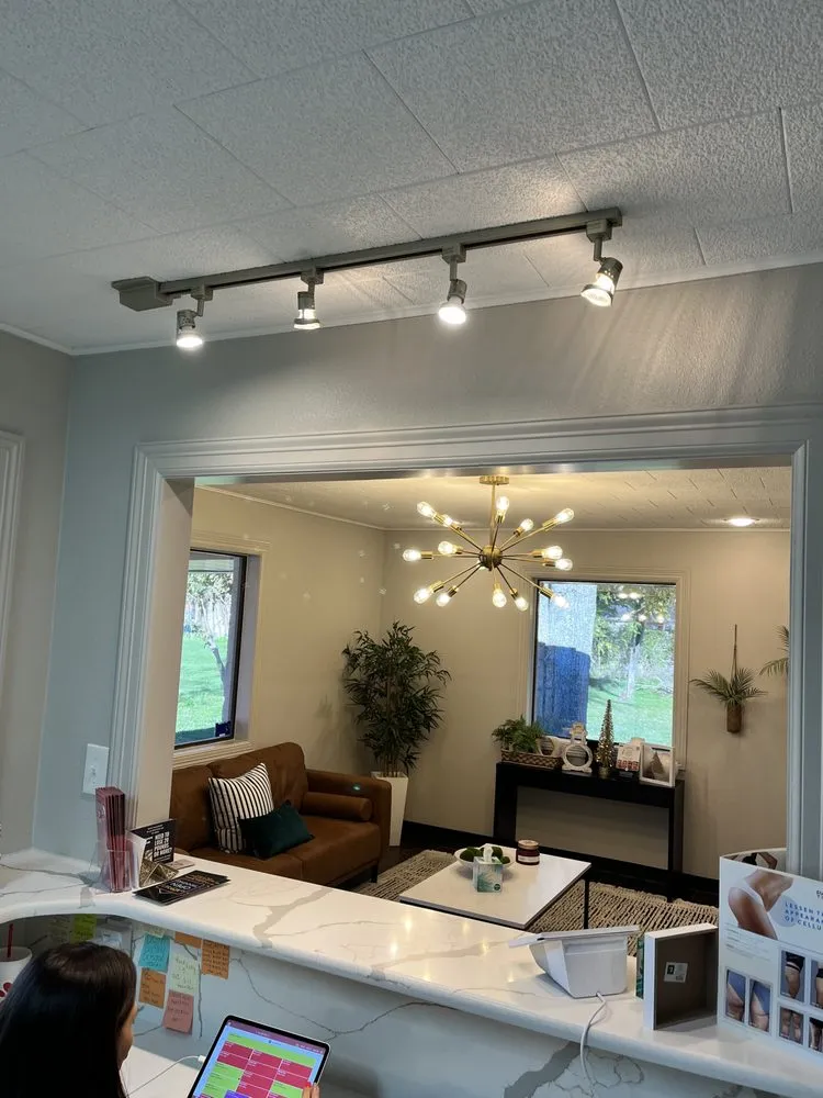 Slide of Aim High Electric