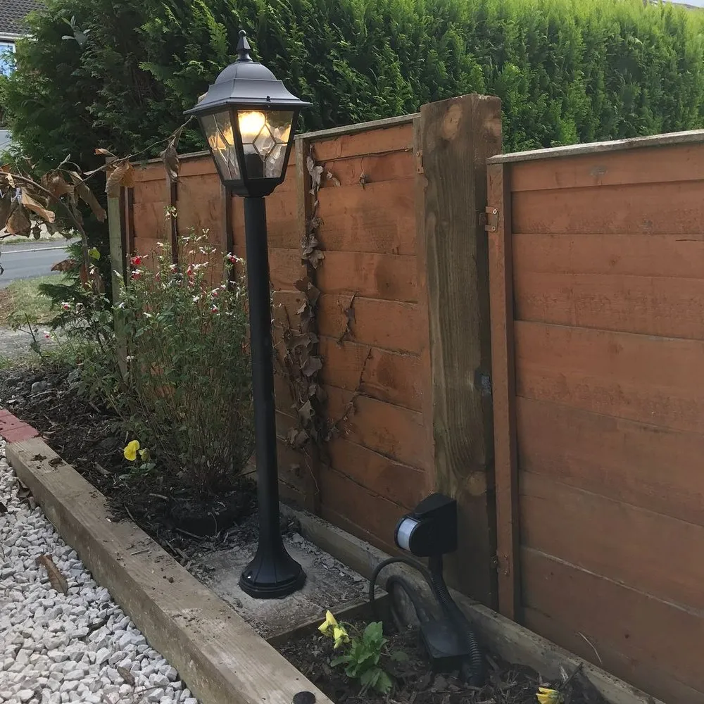 Slide of Air Master Electrician