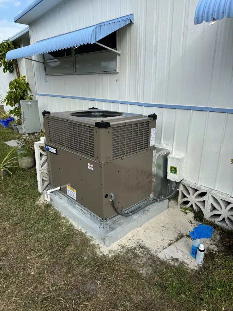 Slide of Airgenx Clean Climate Solutions