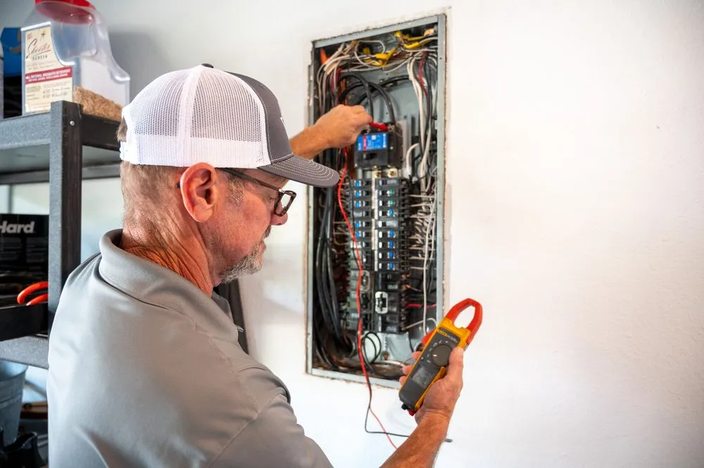 Slide of Airmasters AC, Heat, Plumbing & Electrical