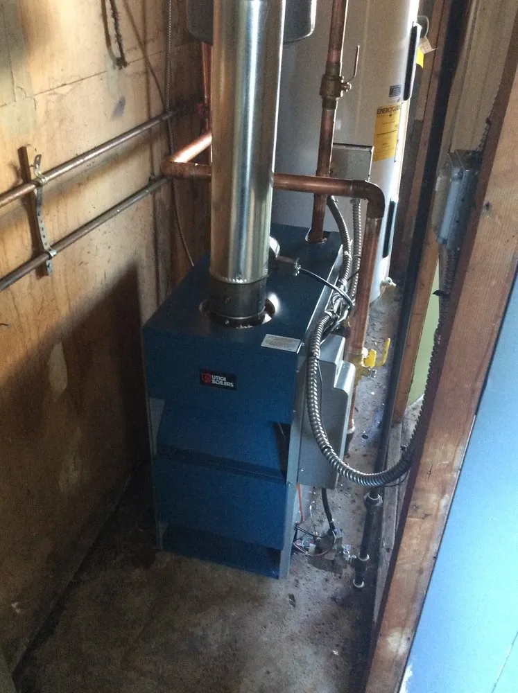 Slide of Aj Danboise