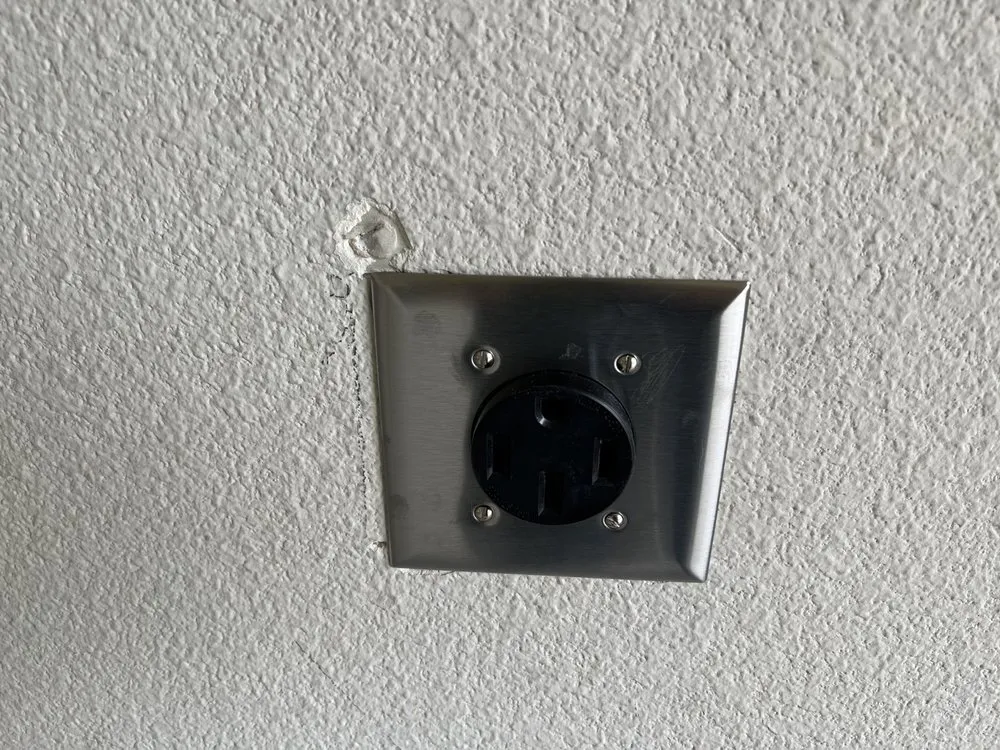 Slide of AJ Electrical