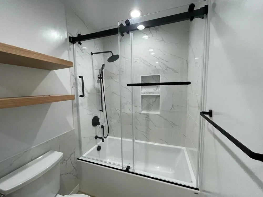 Reliable circuit breaker repair service in , - Ajp general construction