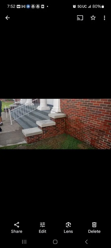 Professional electrician providing electrical repair in , 