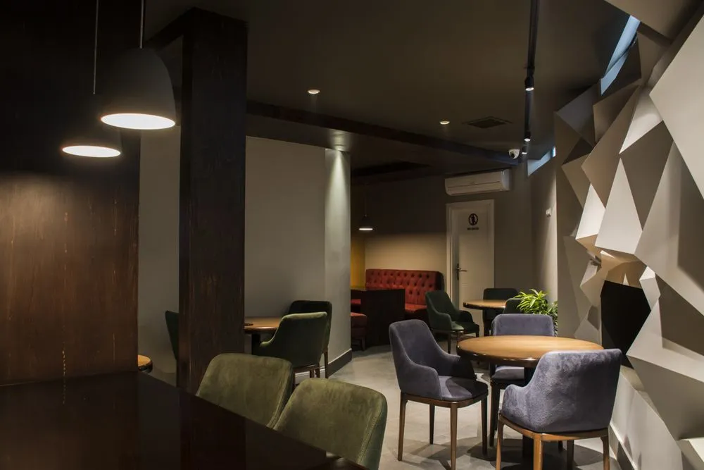 Slide of Akobra Construction