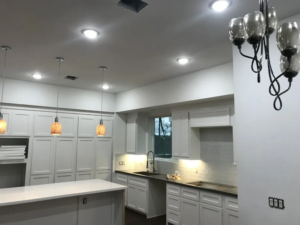 Slide of A&L Electric