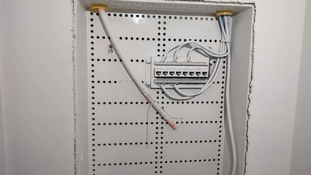 Slide of AL Technology