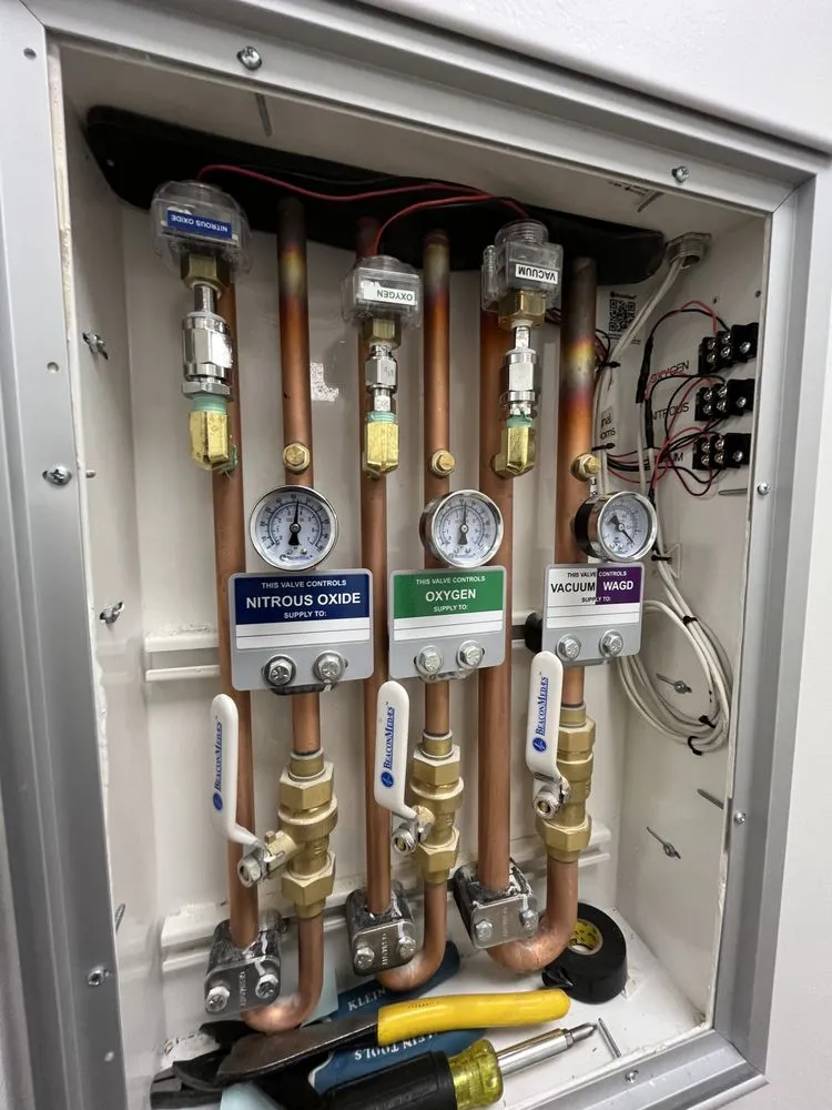 Slide of Alambre Electric