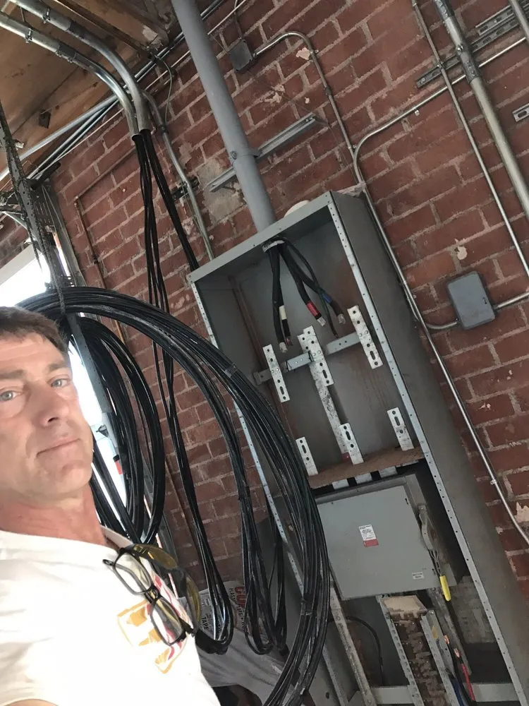 Licensed panel upgrade service in Venice, CA - Alan Goldberg Contractors