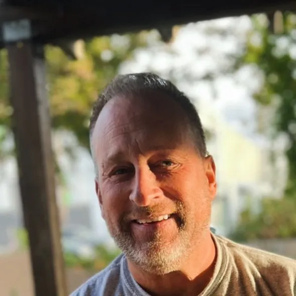 Slide of Alarmax Services