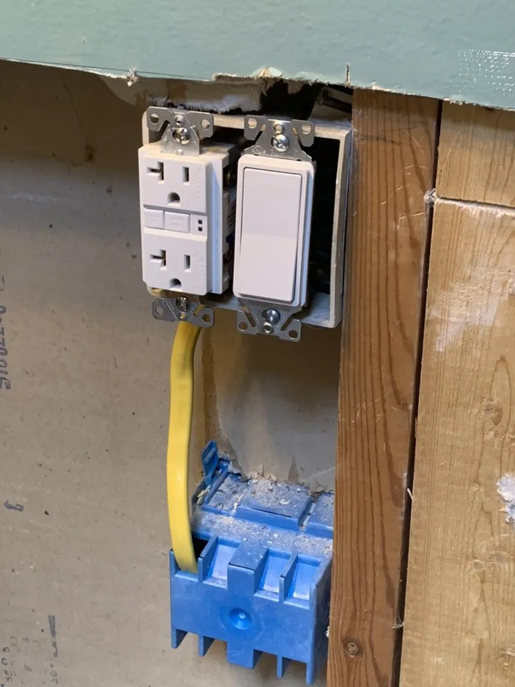 Emergency outlet and switch repair experts serving Lagrangeville, NY - Alaxander Plumbing & Electric