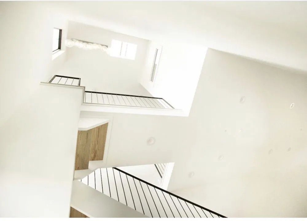 Slide of ALB Electric