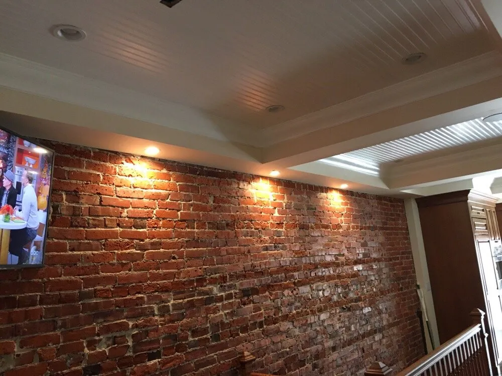 Trusted circuit breaker repair service in ,  - Alba Electric And Remodel