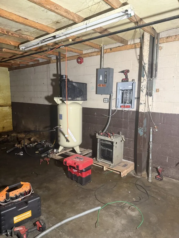 Slide of Albin Electric Solutions