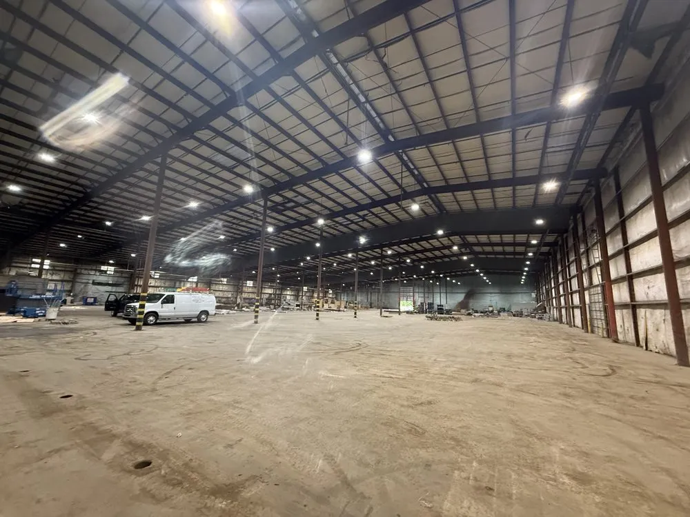 Slide of Albin Electric Solutions