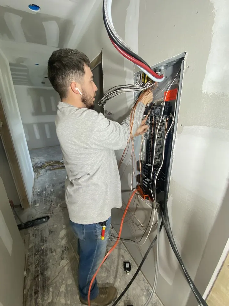 Slide of Albin Electric Solutions