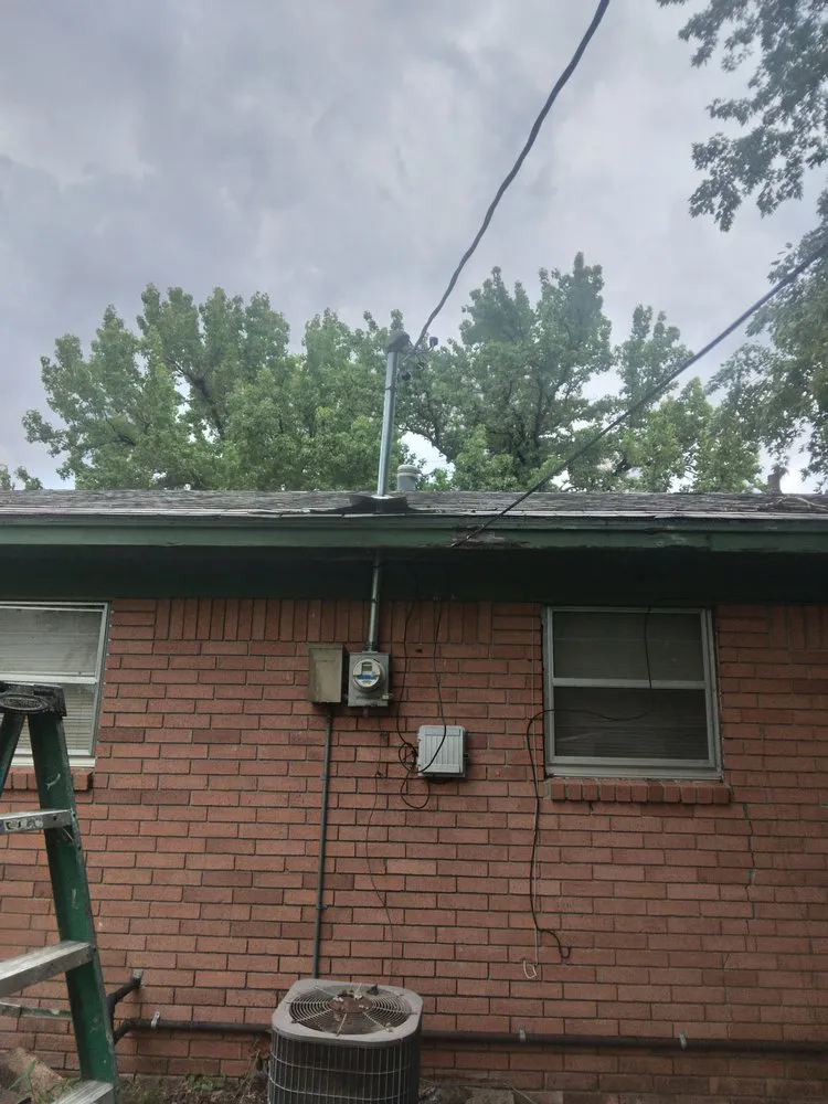 Slide of Albizo Electric