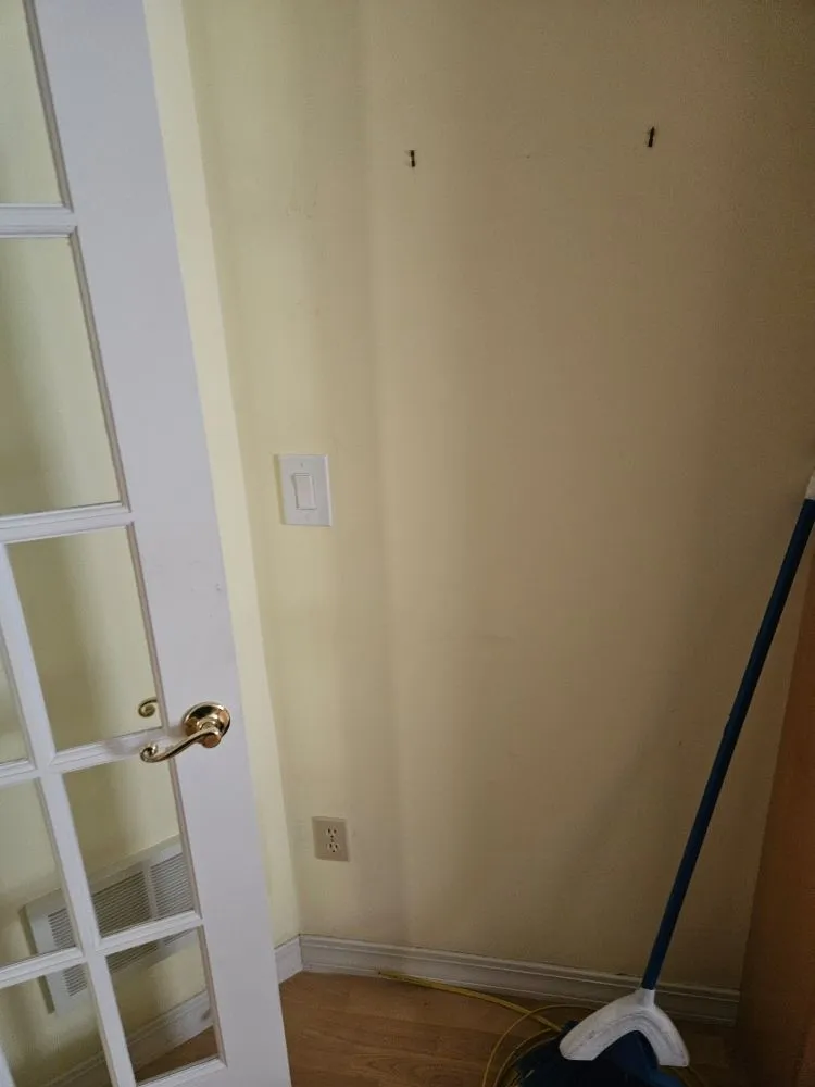 Slide of Albrecht Electric