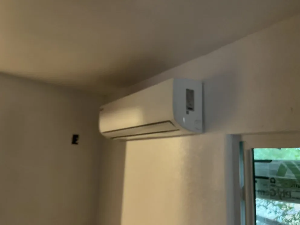 Slide of Alcaraz Electric