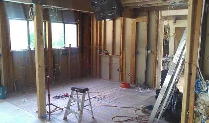 Professional outlet and switch repair in Aldie, VA by Aldie Electrical Services