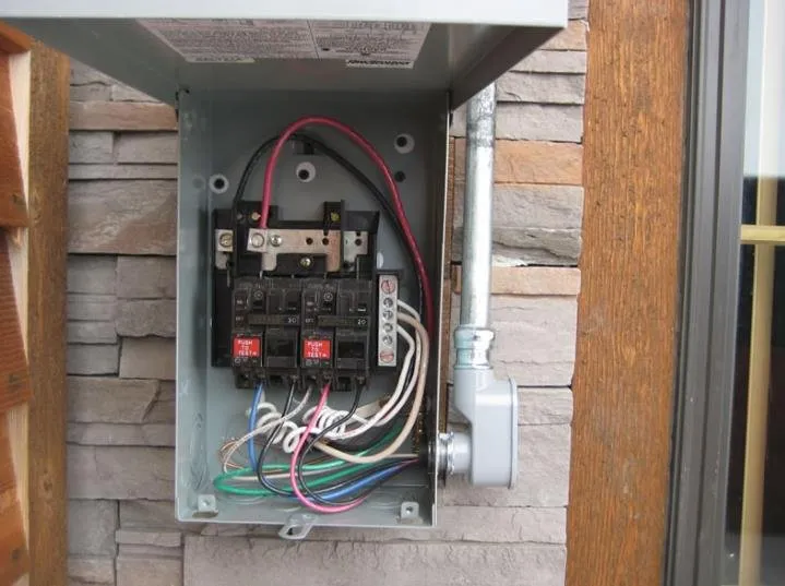 Reliable electrician providing wiring installation in Aldie, VA - Aldie Electrical Services