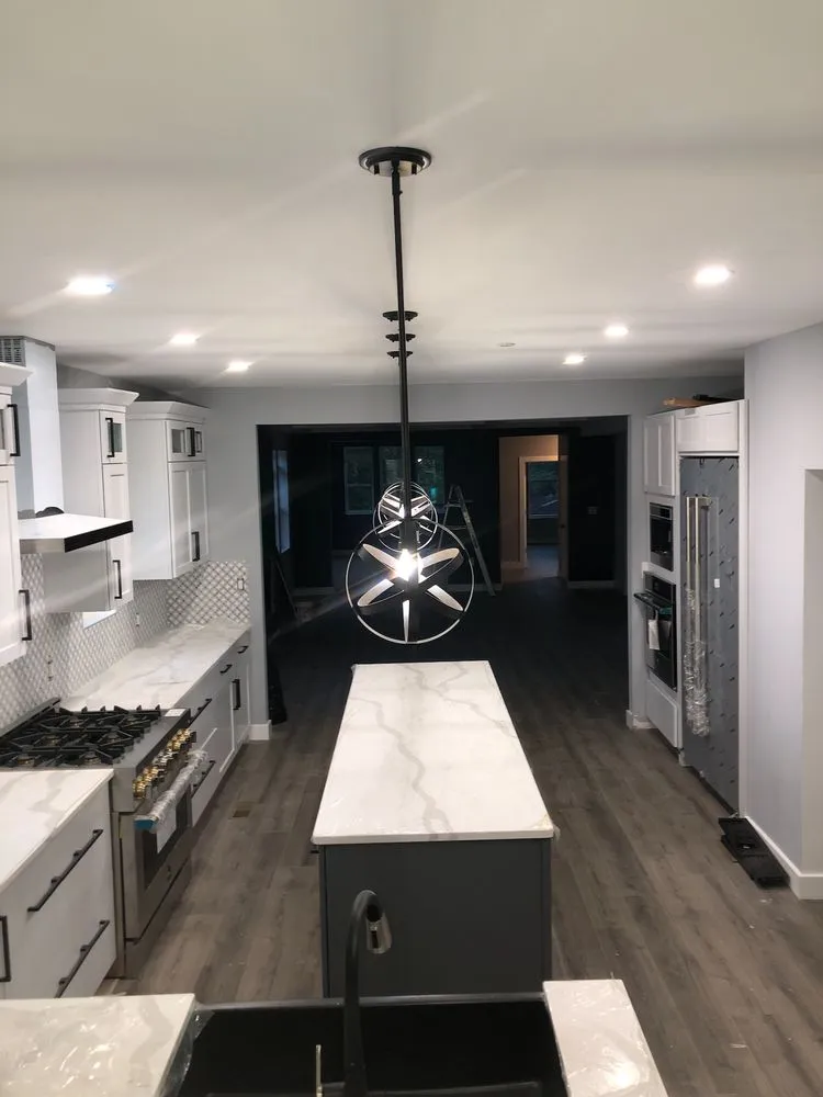 Slide of Alejandro Jr Services