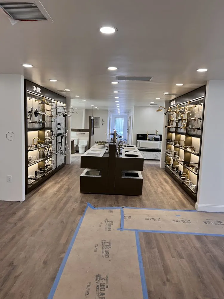 Slide of Alejo Electric