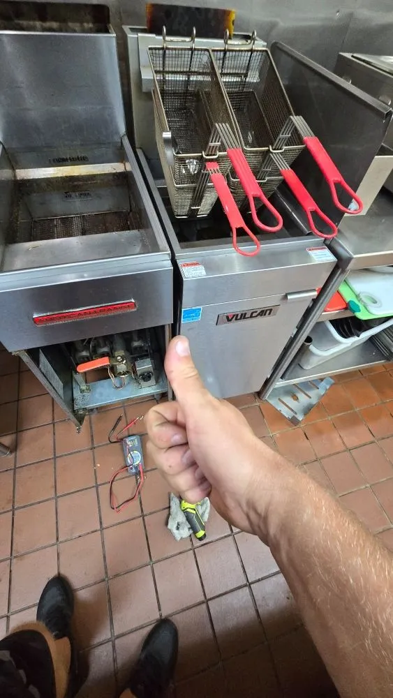 Slide of Alex Electrician service