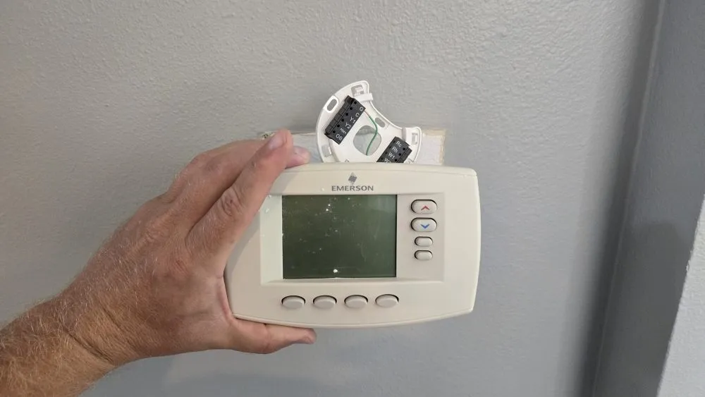 Slide of Alex Electrician service