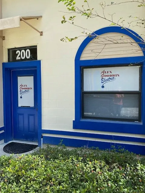 Slide of Alex Goodwin Electric