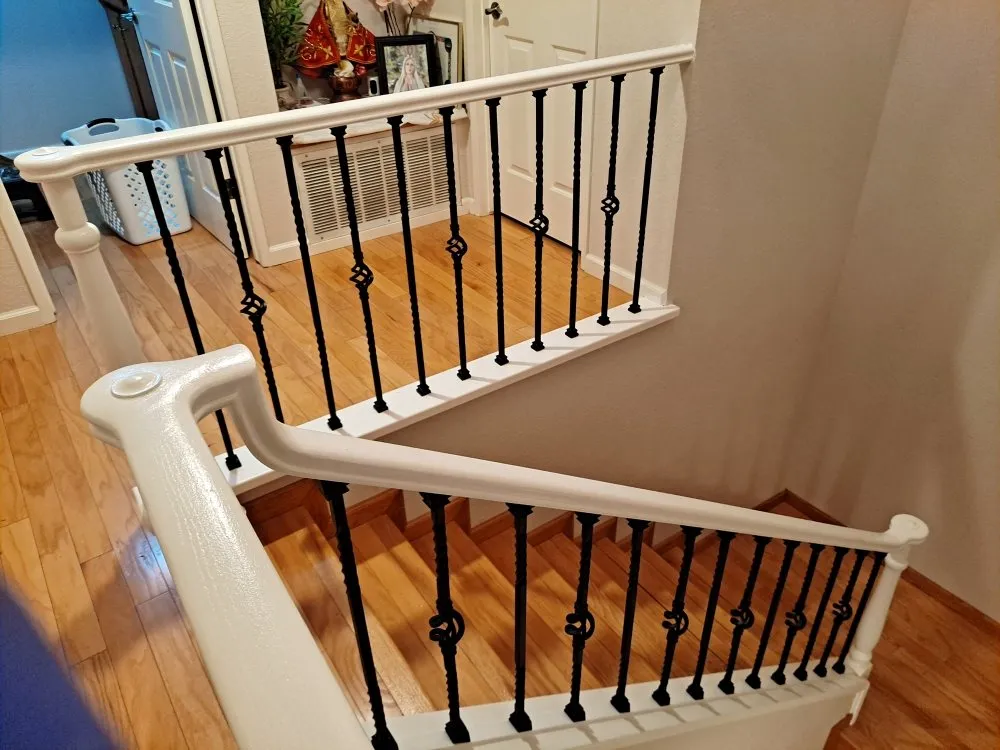 Slide of Alex La Construction