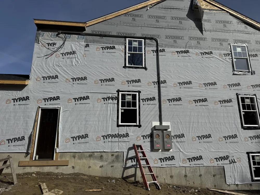 Slide of Alex Nieves Electrician