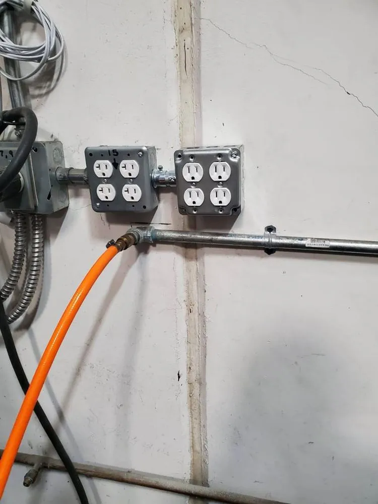 Slide of Alex S Electric Service