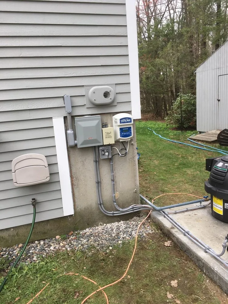 Slide of Alex Valley Electrician