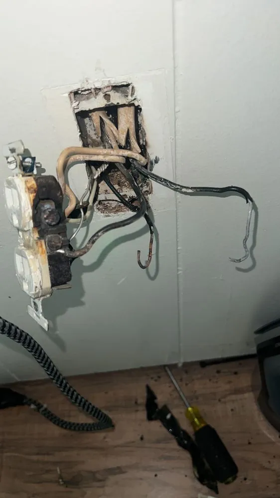 Slide of Alexs Electric