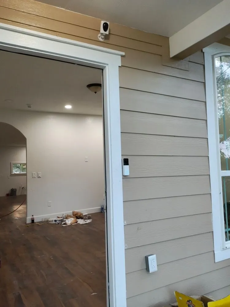 Trusted electrician providing wiring installation in La Porte, TX - Alfa Y Omega Remodeling