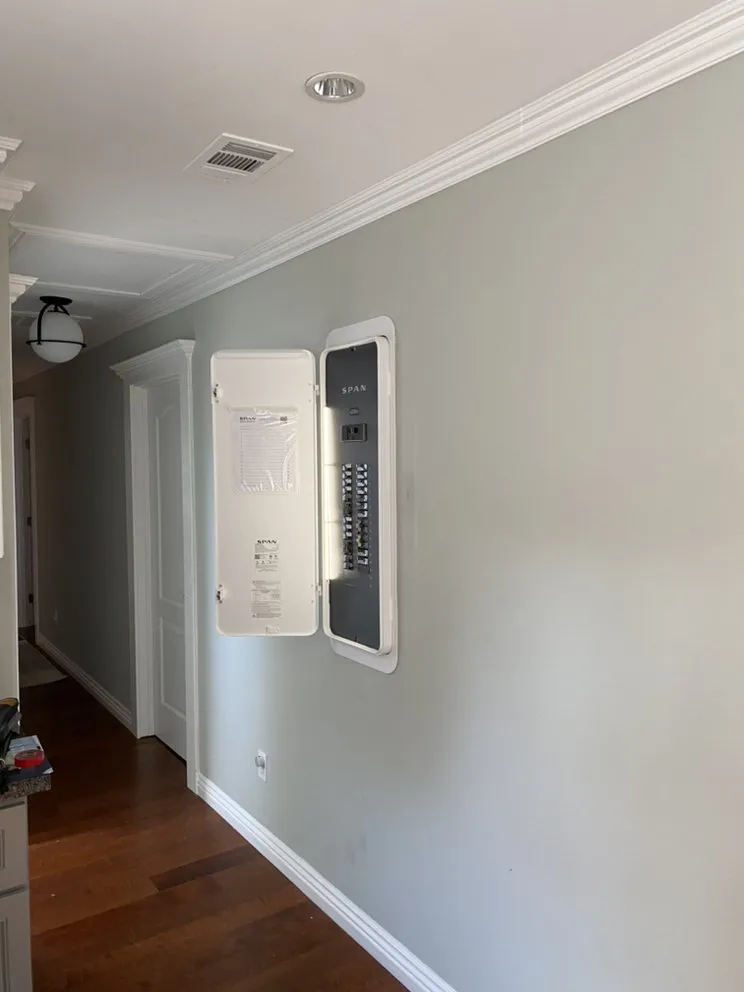 Slide of Alfaro Electrical Service