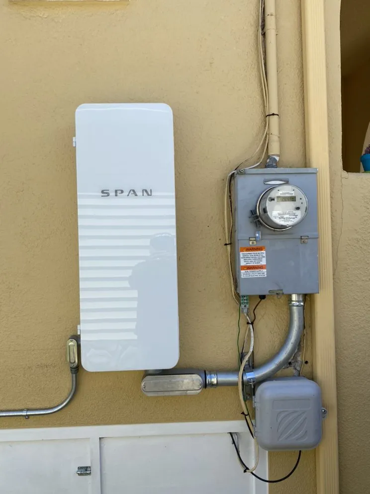 Slide of Alfaro Electrical Service