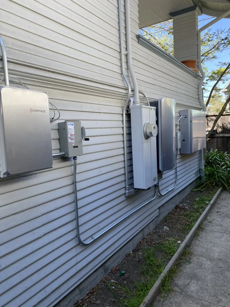 Slide of Alfaro Electrical Service