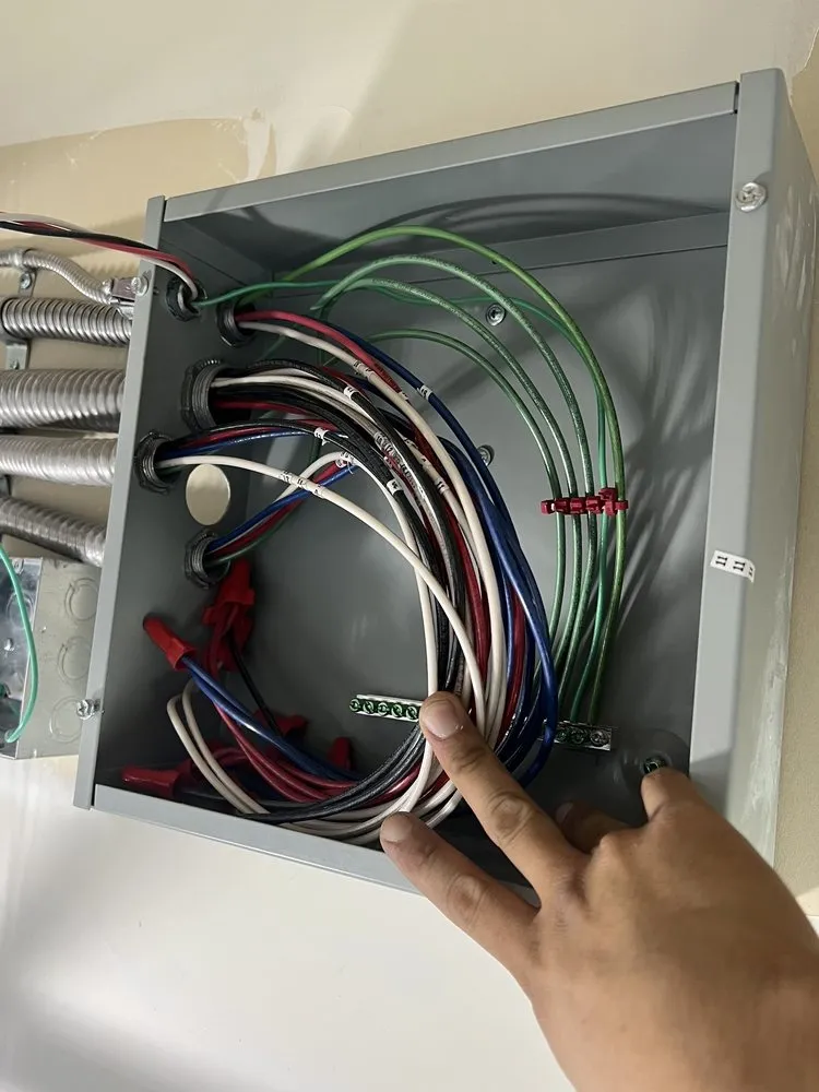 Professional wiring installation service in Arleta, CA - Alfredo Electric