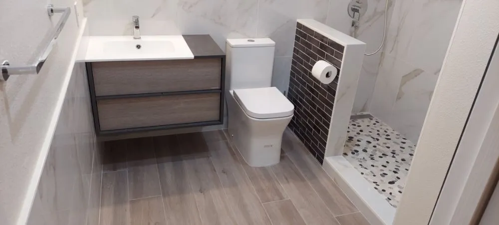 Slide of ALG Handyman Services