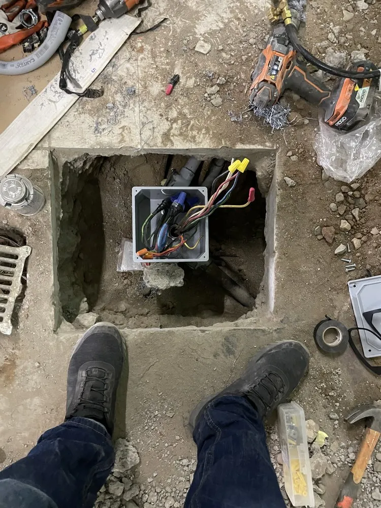 Professional circuit breaker repair in Arden-Arcade, CA by Ali Electric
