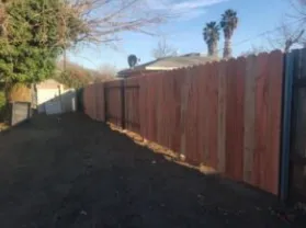 Certified electrician providing electrical repair in , 